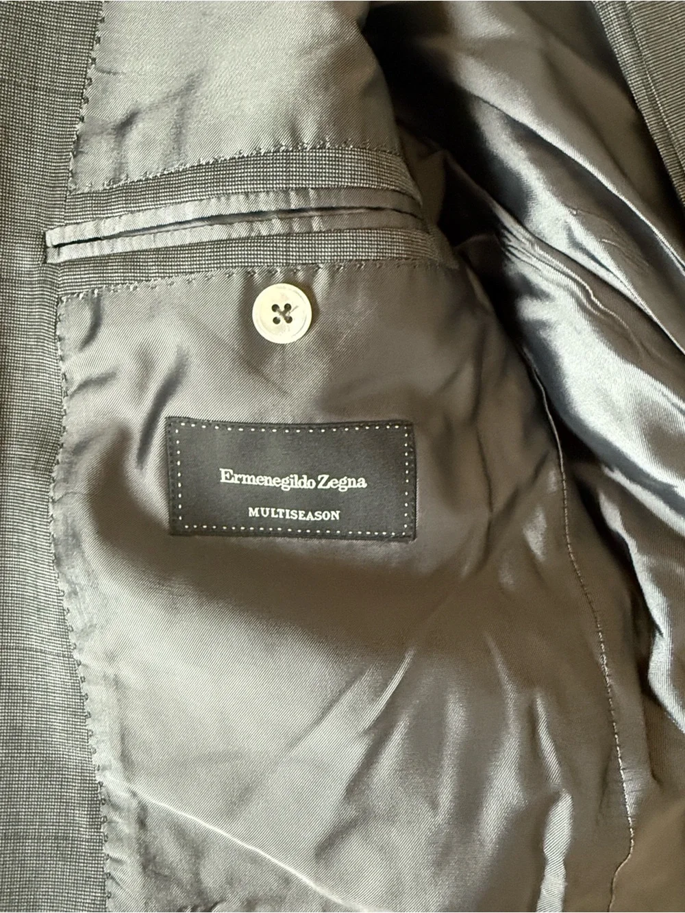 Ermenegildo Zegna Men's Multiseason Suit Jakcet and Pants in Gray print 36R